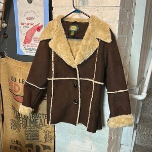 Cabela’s Brown Faux Shearling Jacket in Women’s Size Large Regular—Excellent!